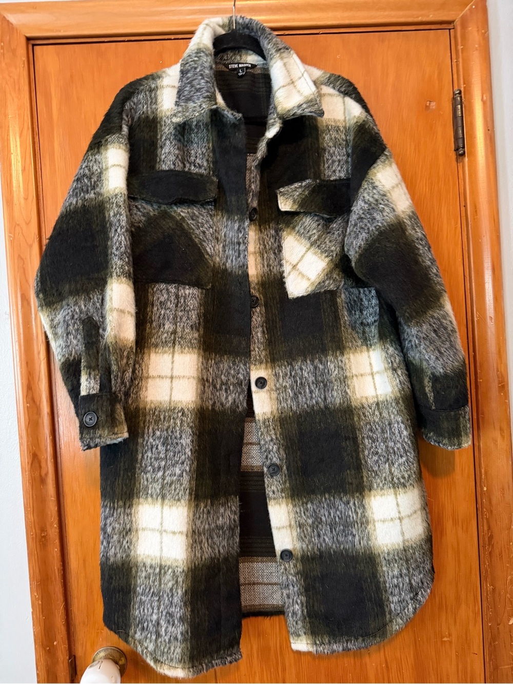 Steve Madden Black, Cream & Light Green Plaid Lightweight Shacket